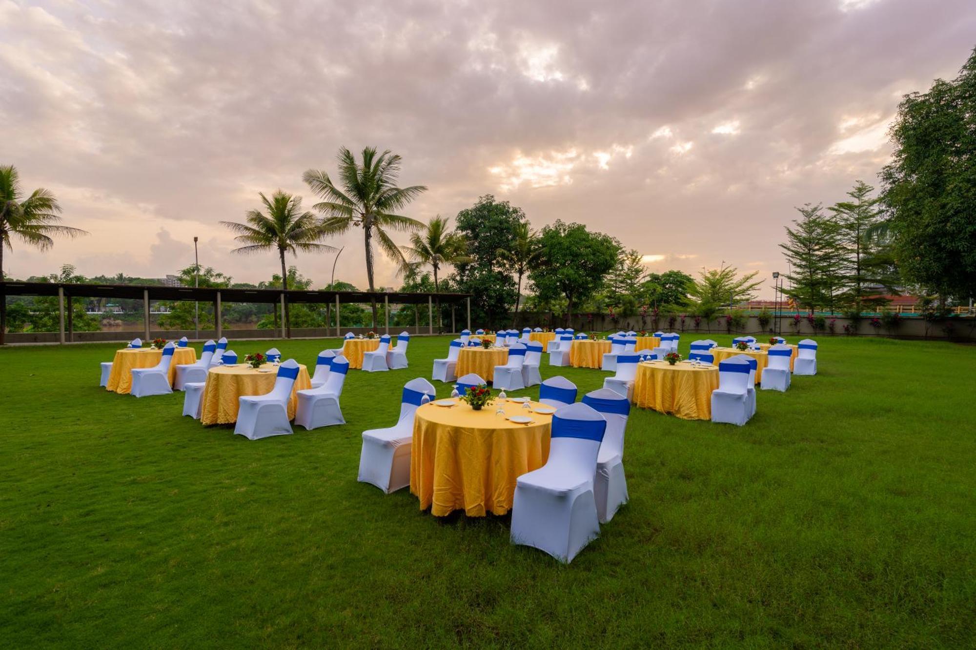 Ras Resort By Treat Silvassa Exterior foto